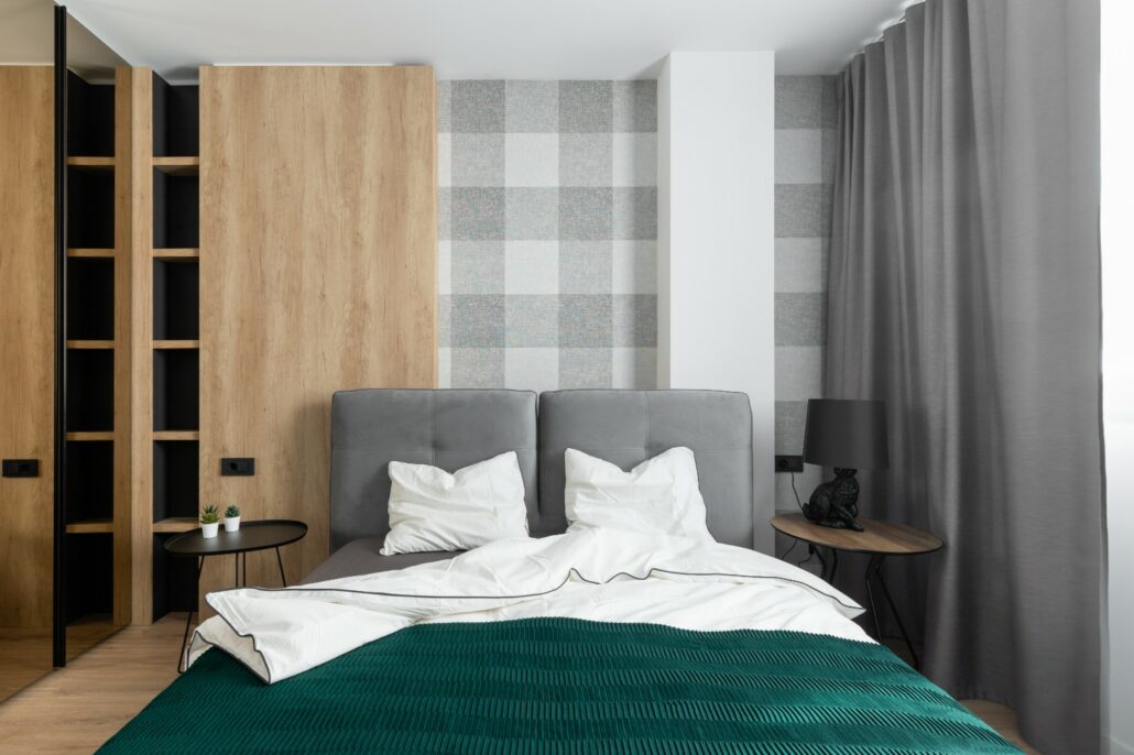 Apartament trei camere amenajare Sergiu Califar Pure Mess Design Bucuresti - dormitor